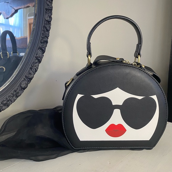 Handbag - Picture 4 of 5